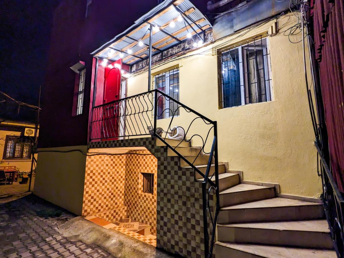 Harmony Boutique Hostel Батуми Экстерьер фото